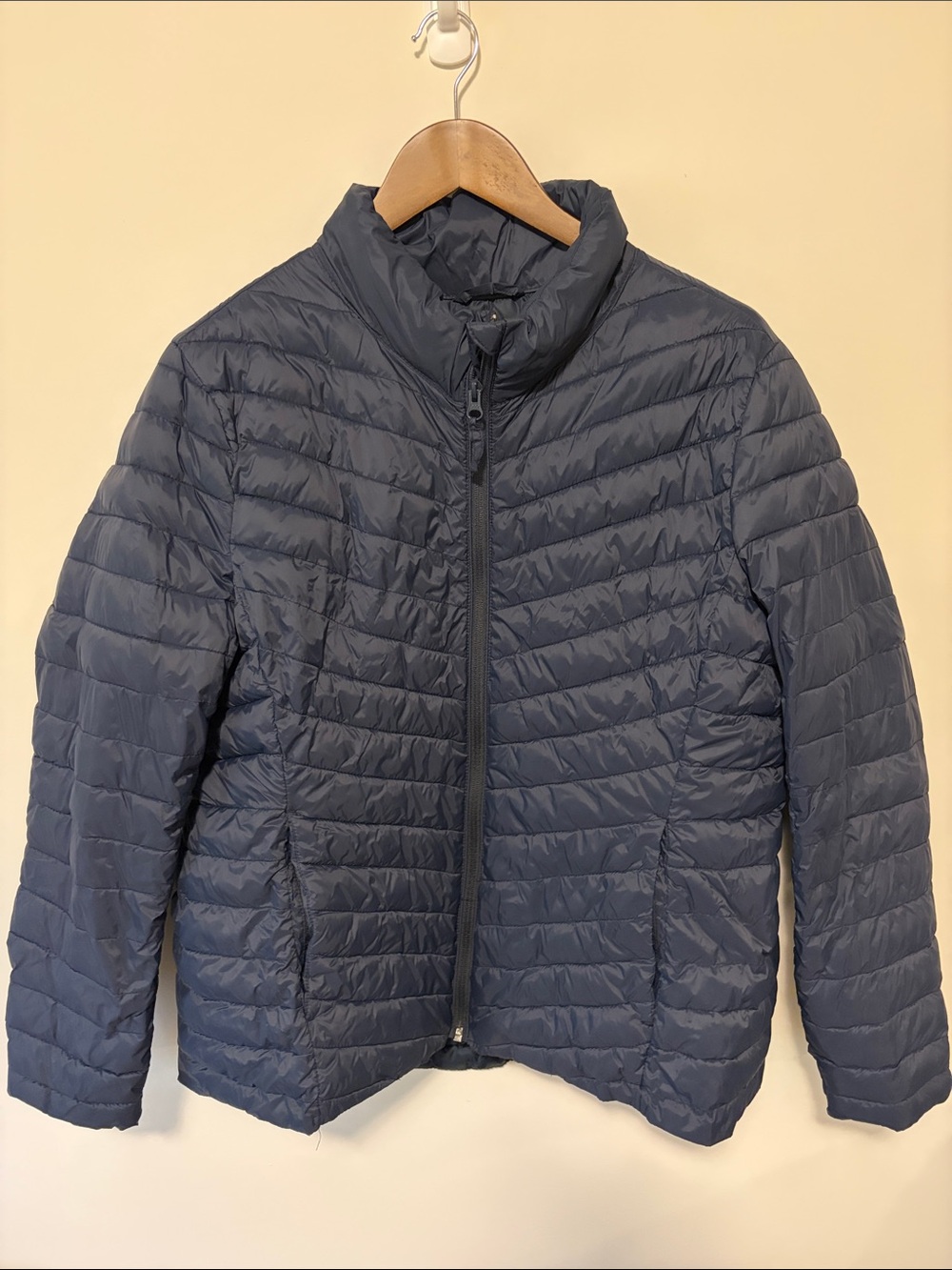 Old Navy Women's Navy Quilted Packable Puffer Jacket